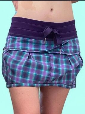 LULULEMON RUNNING SKIRT!!